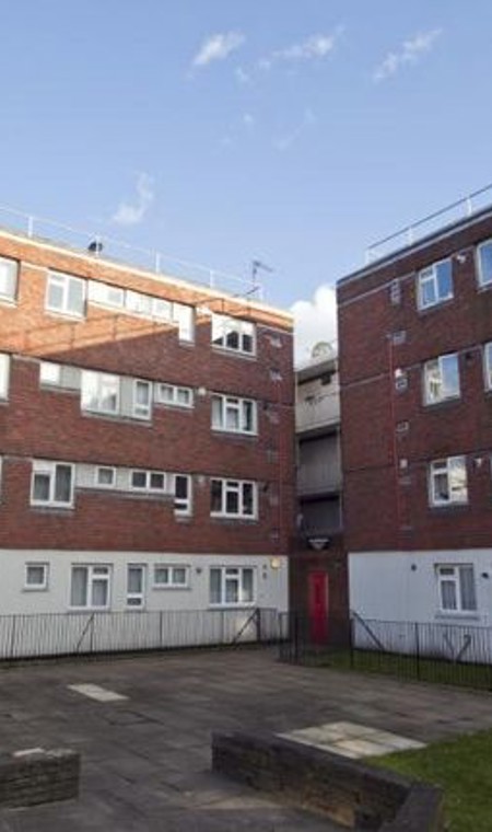 86 Warden Road Image