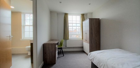 Room with ensuite
