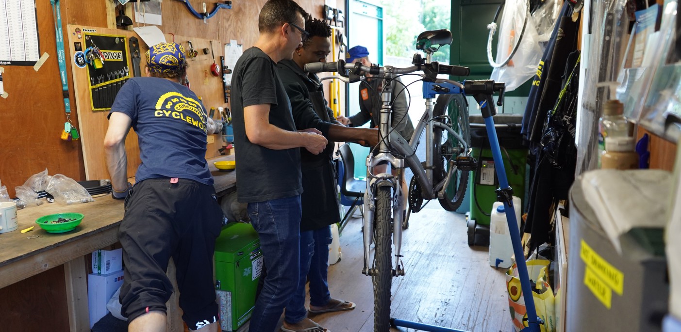 Community Cycleworks helping local residents around the Aylesbury estate.