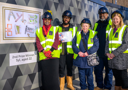 Aylesbury residents with Cllr Helen Dennis