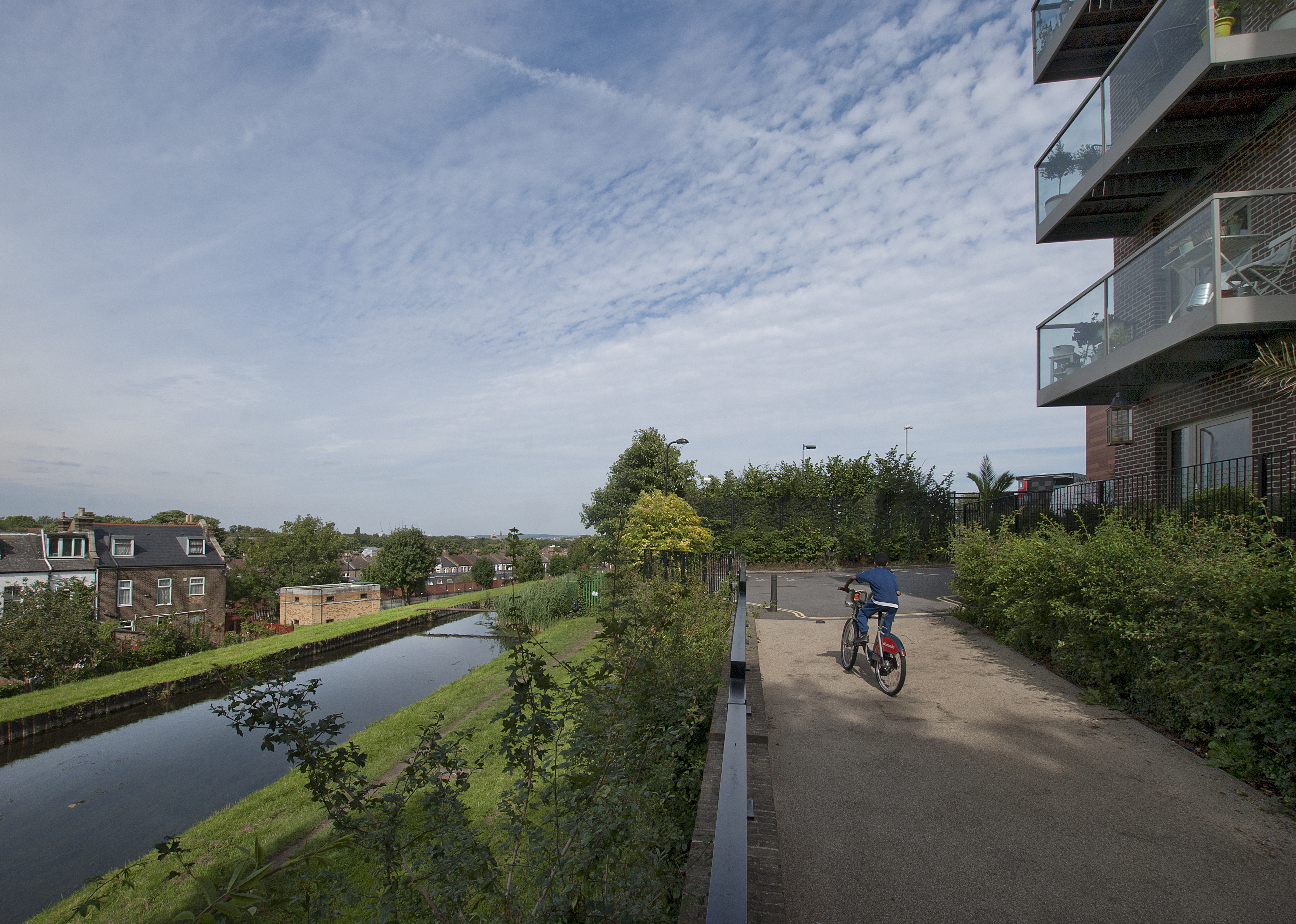 Woodberry Down Waterside